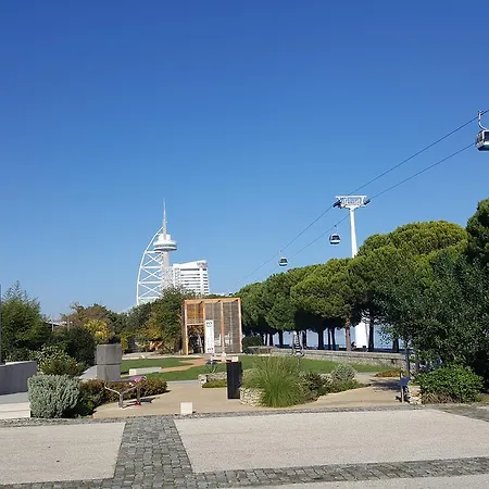 Parque Nacoes Prime 10 アパート